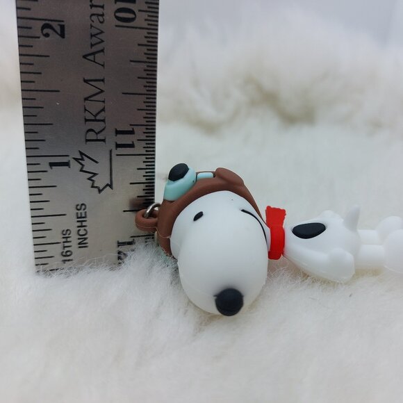 2/$19 Snoopy Pilot keychain - Picture 6 of 6